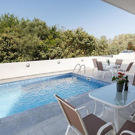 Cosy Paphos Villa - By Imh Travel & Tours Eksteriør billede