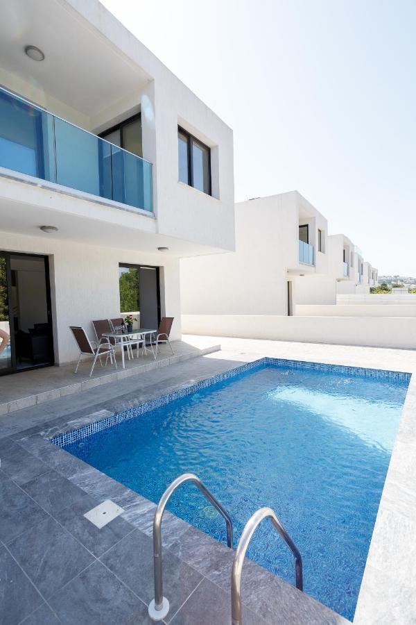 Cosy Paphos Villa - By Imh Travel & Tours Eksteriør billede