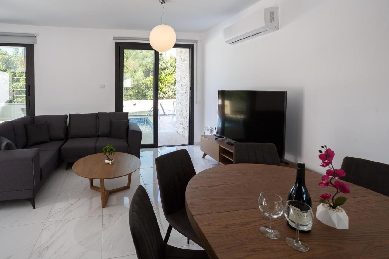 Cosy Paphos Villa - By Imh Travel & Tours Eksteriør billede